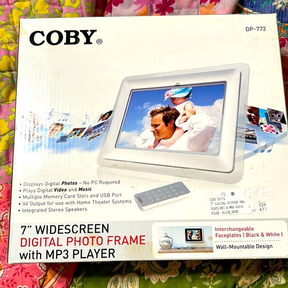 Coby Other - Digital Photo Frame with MP3 player
